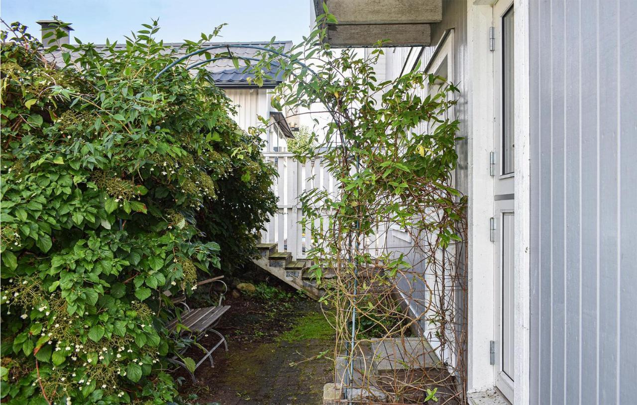 Cozy Home In Karlskrona With Kitchen Luaran gambar