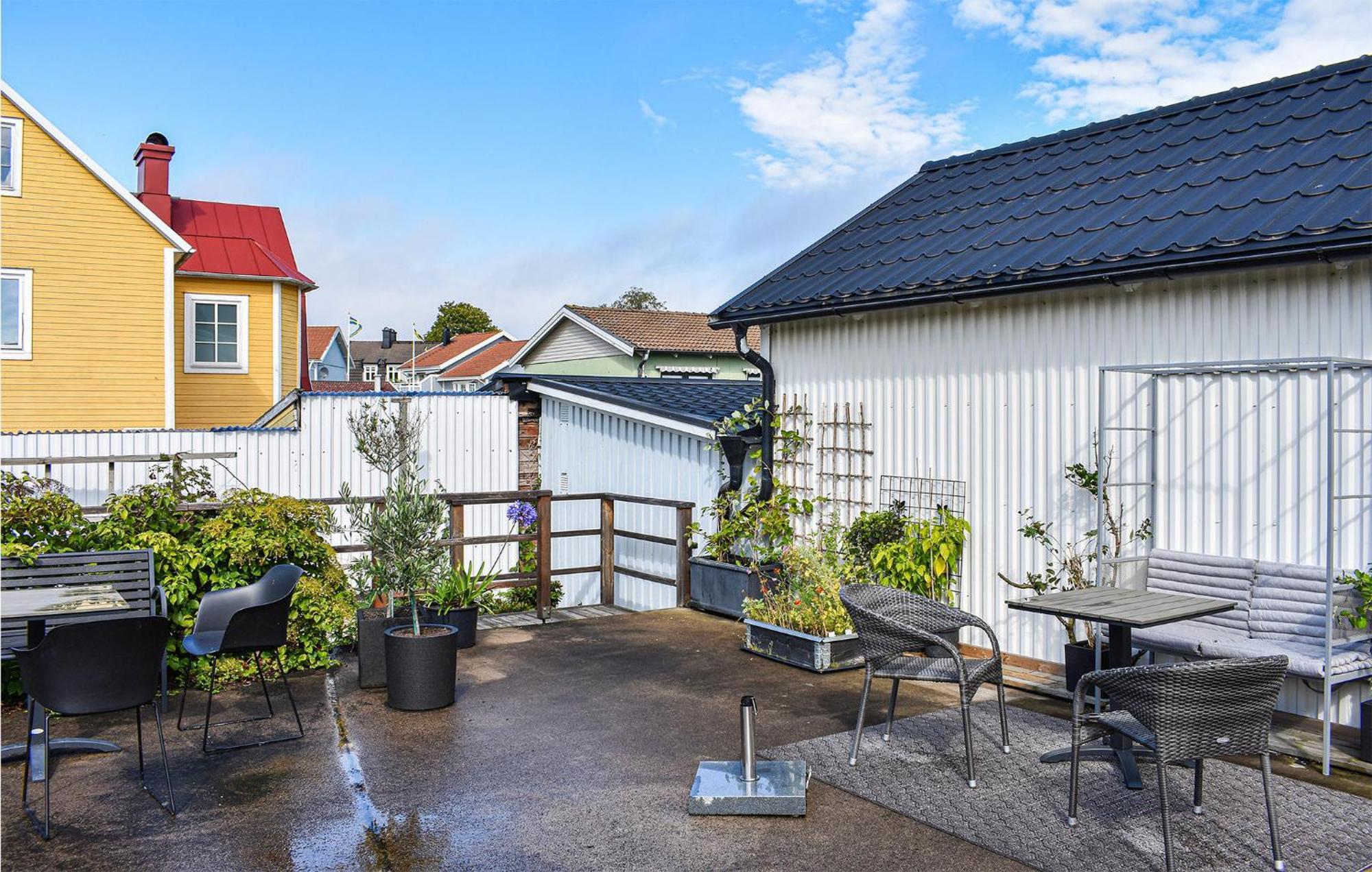 Cozy Home In Karlskrona With Kitchen Luaran gambar